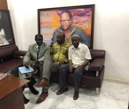 Dédicace au Pr Mamadou Woury Barry universitaire guinéen le 07 Août 2019